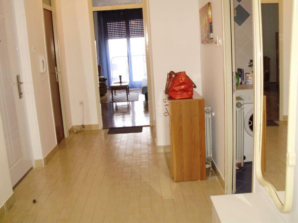 Apartman Ana 2 Apartment Rijeka Ngoại thất bức ảnh