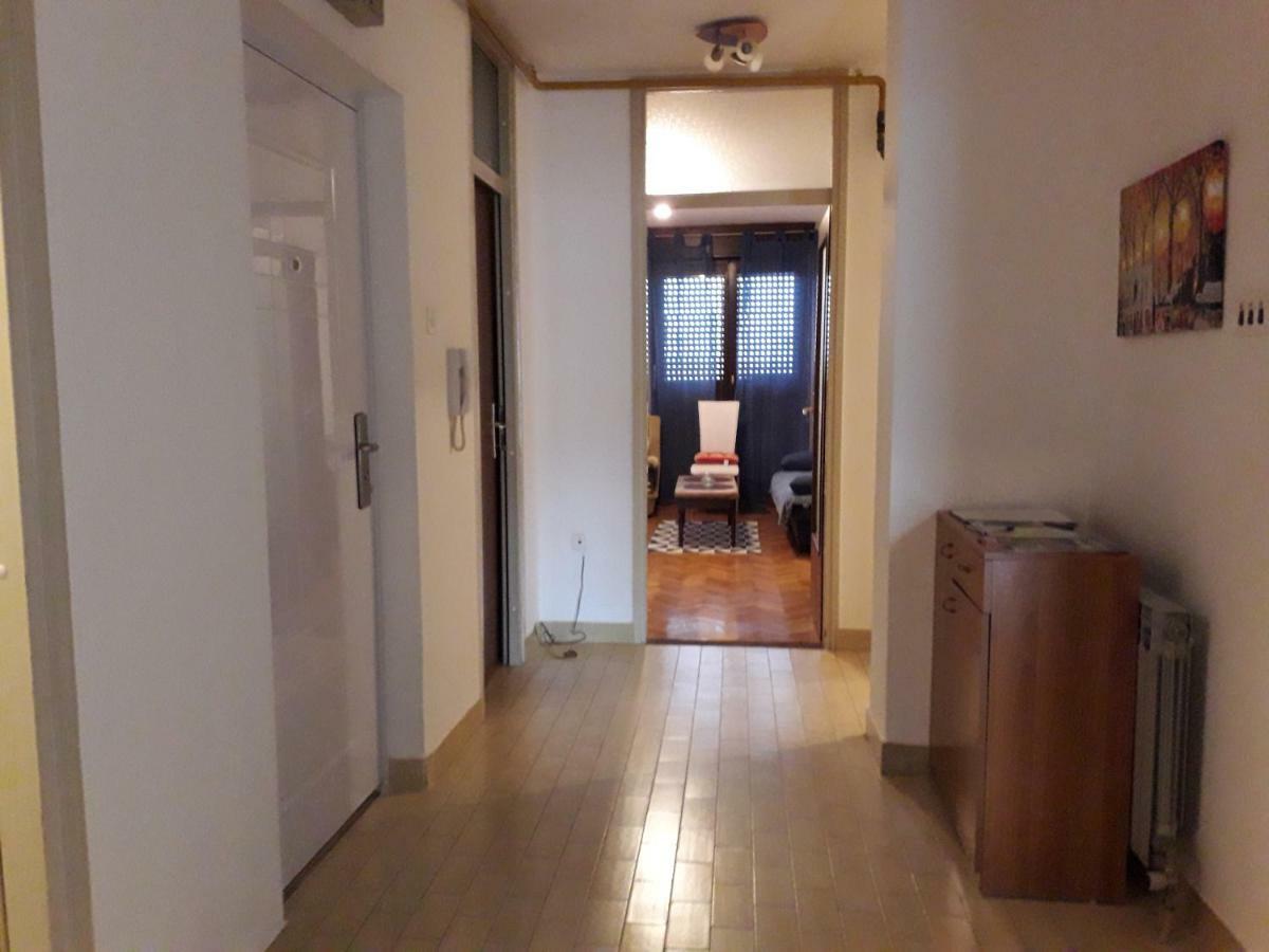 Apartman Ana 2 Apartment Rijeka Ngoại thất bức ảnh