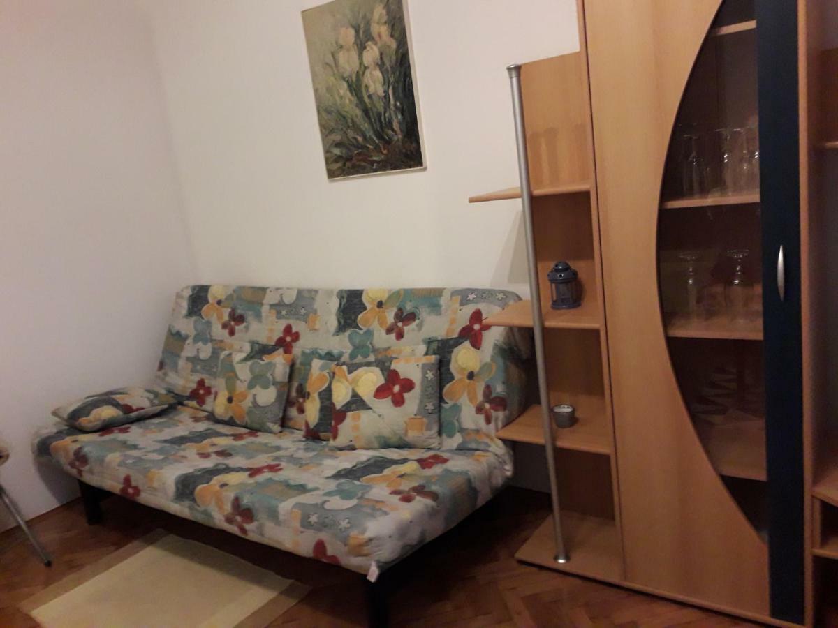 Apartman Ana 2 Apartment Rijeka Ngoại thất bức ảnh
