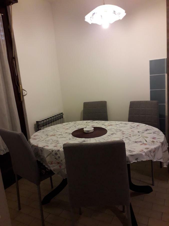 Apartman Ana 2 Apartment Rijeka Ngoại thất bức ảnh