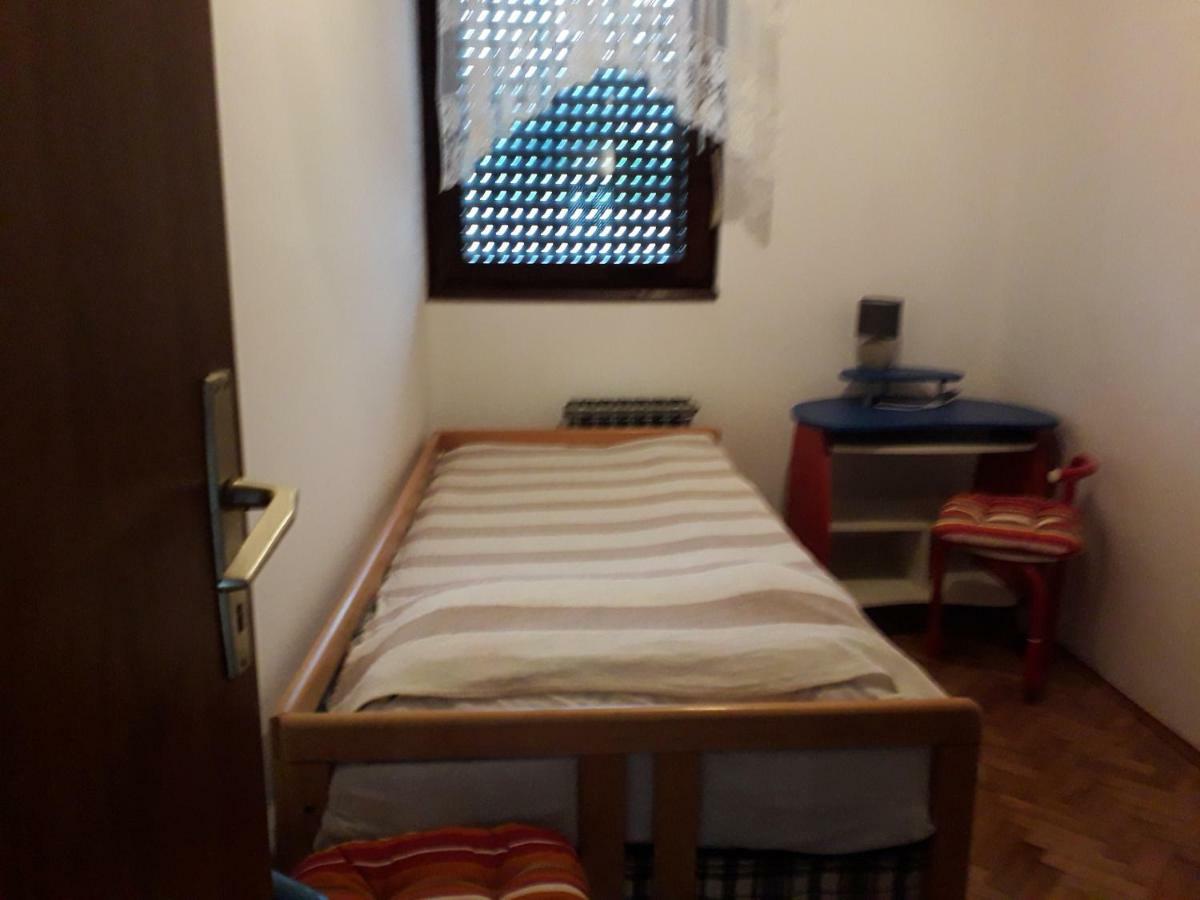 Apartman Ana 2 Apartment Rijeka Ngoại thất bức ảnh
